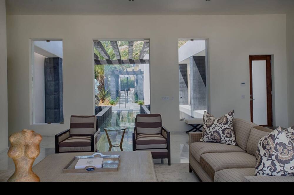 Photo of Livingroom in Centro