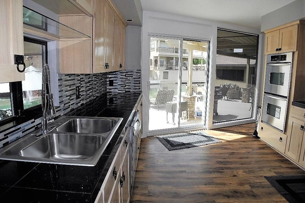 Photo of Kitchen in Moovalya Keys