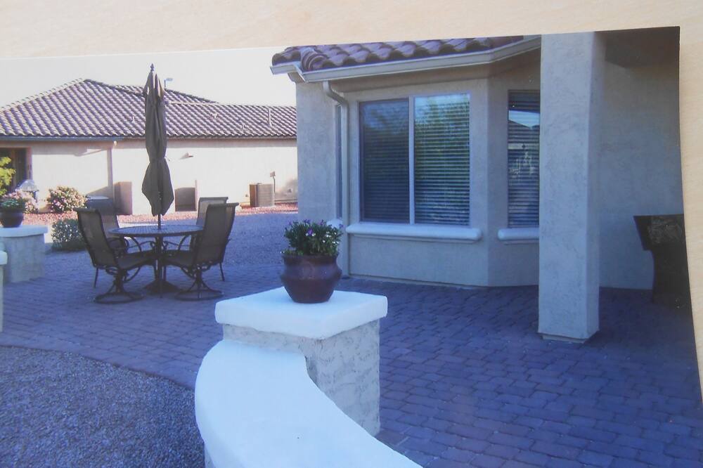 Photo of Patio Balcony in Anthem at Merrill Ranch