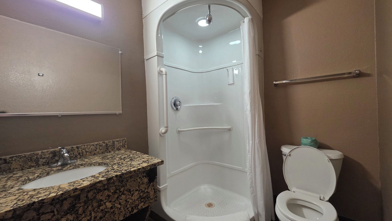 Photo of Bathroom in Yuma