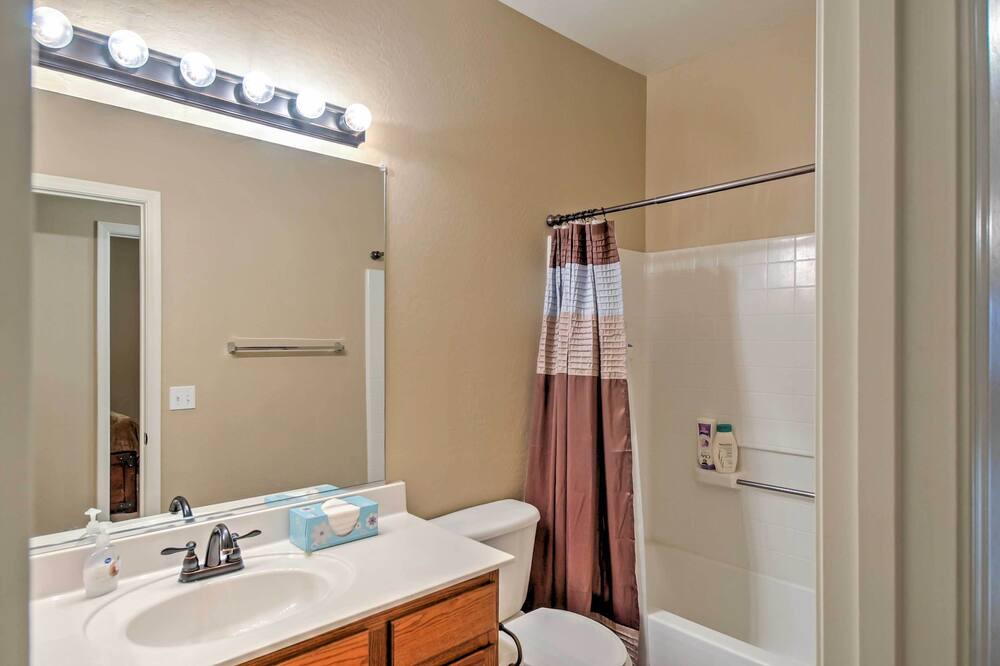 Photo of Bathroom in Copper Basin