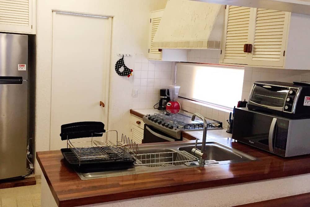 Photo of Kitchen in Club Santiago