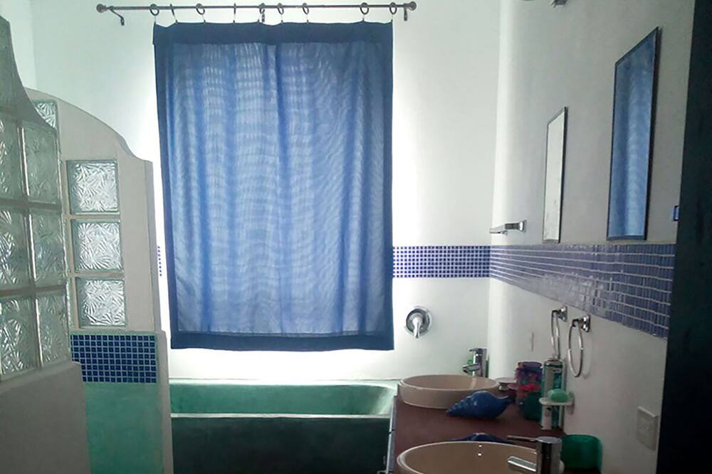 Photo of Bathroom in Playas de Rosarito