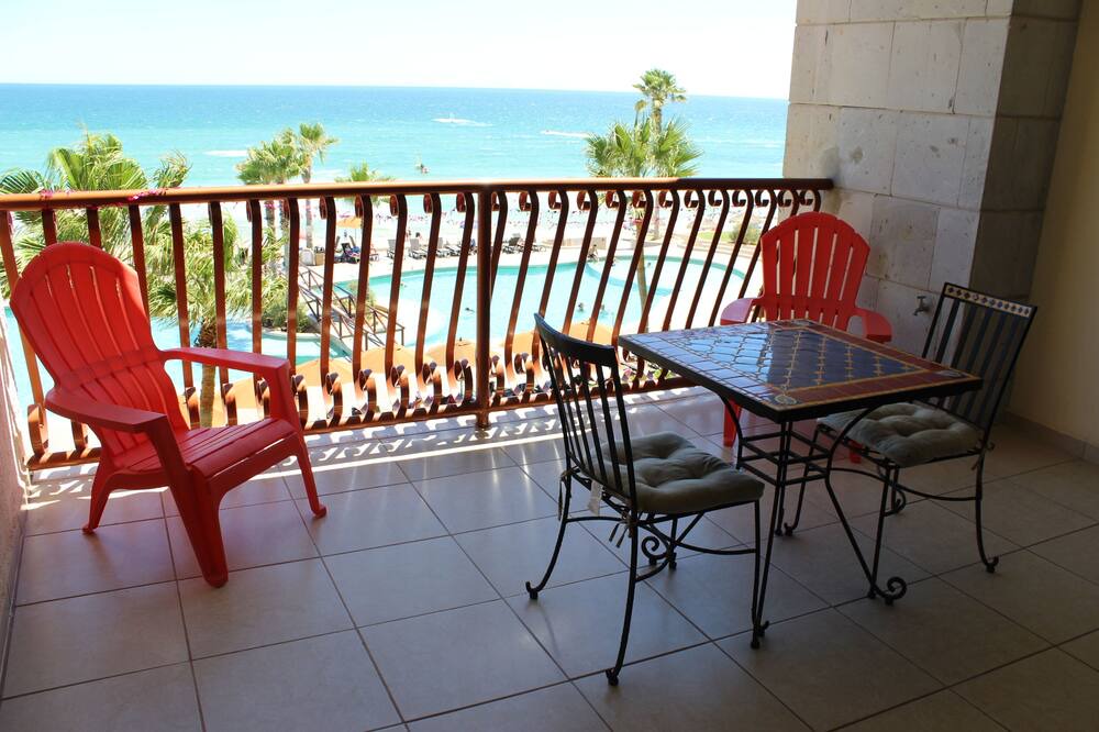 Photo of Patio Balcony in Sandy Beach