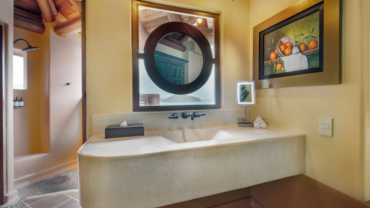 Photo of Bathroom in Zihuatanejo