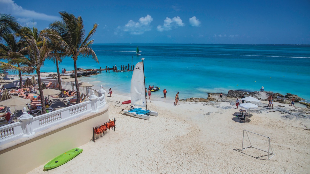Photo of Others in Punta Cancun