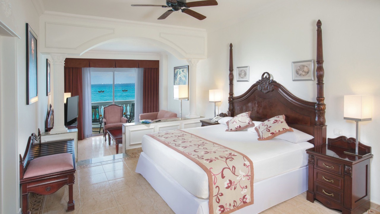 Photo of Bedroom in Punta Cancun