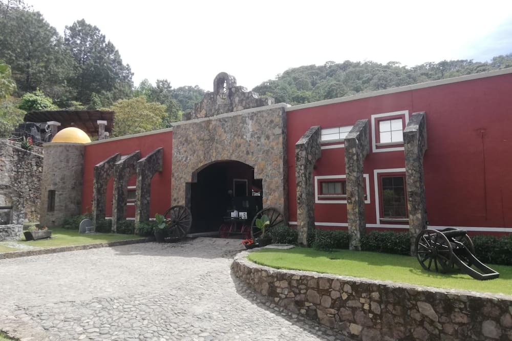 Photo of Outdoor in San Sebastian del Oeste