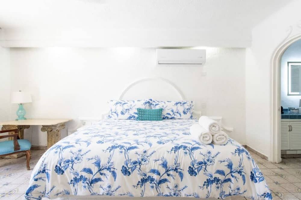 Photo of Bedroom in Club Santiago