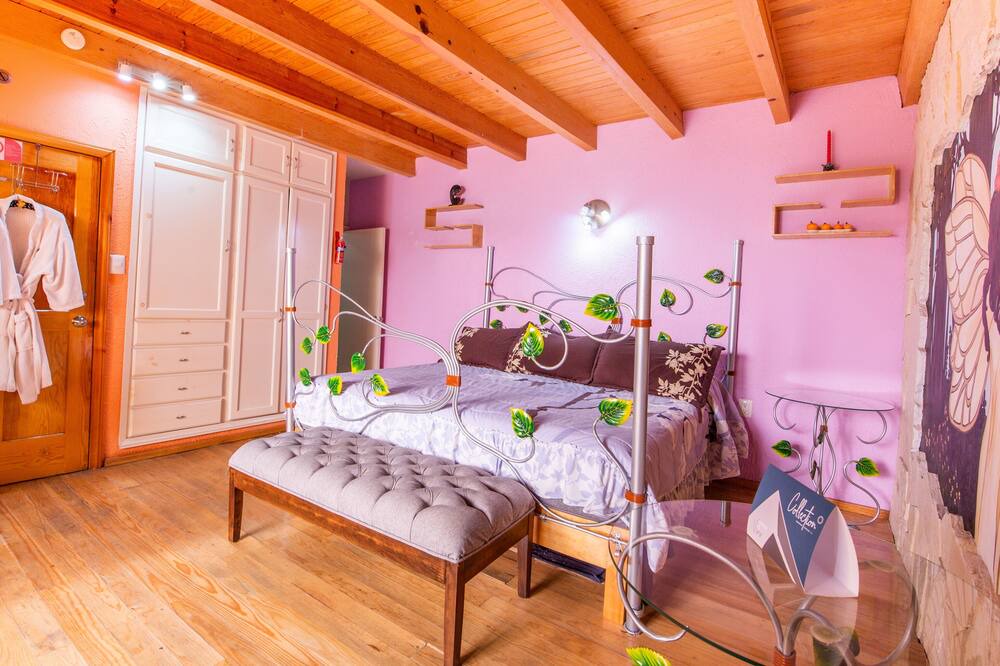 Photo of Bedroom in El Pueblito