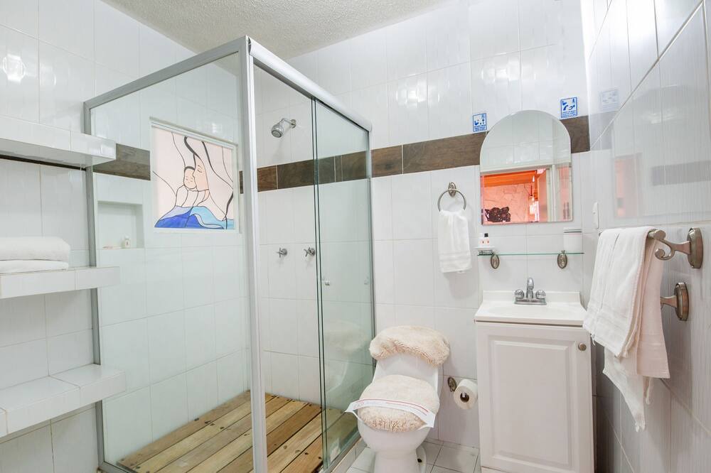 Photo of Bathroom in El Pueblito
