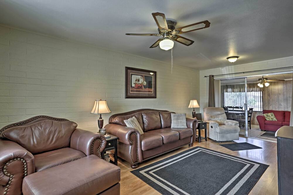 Photo of Livingroom in Newlife
