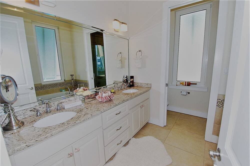 Photo of Bathroom in South Padre Island