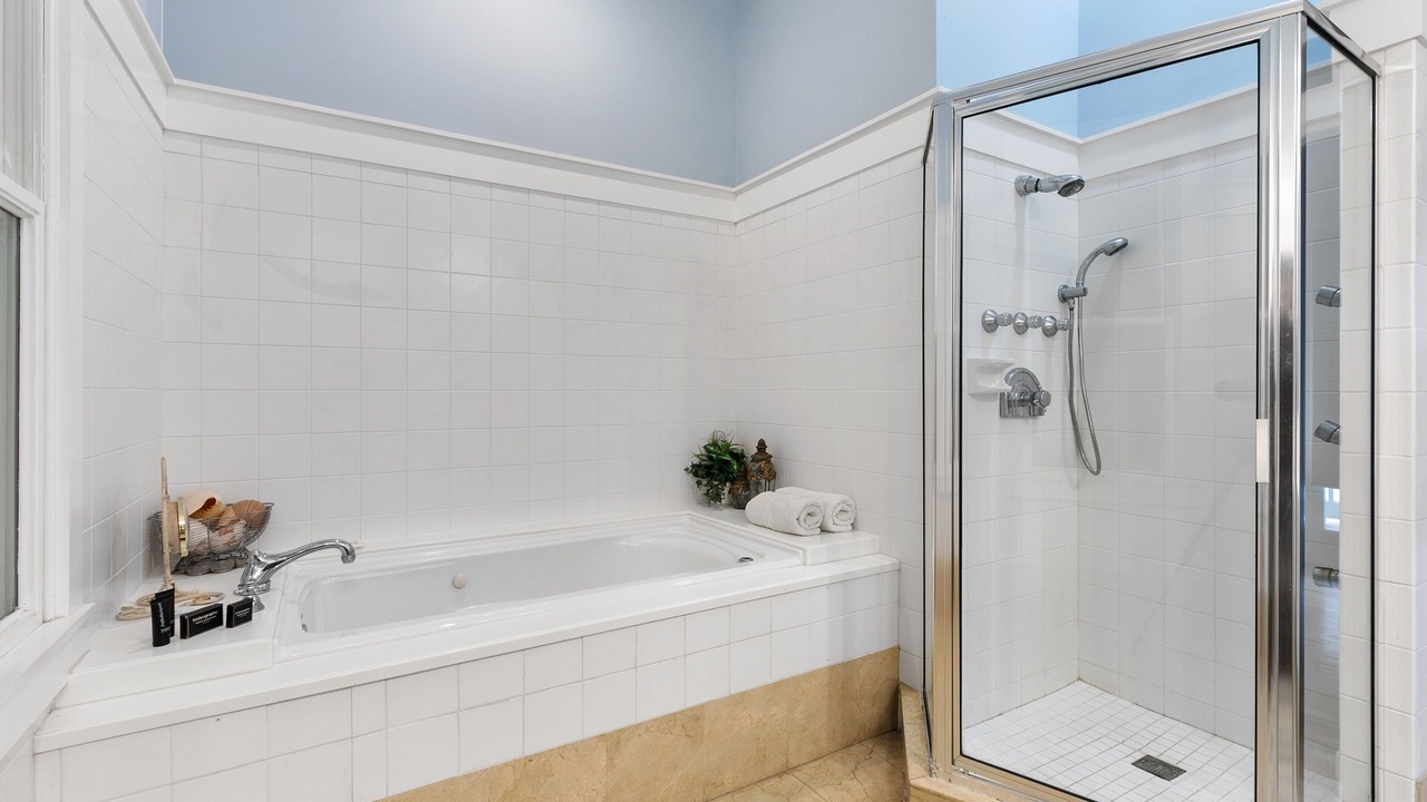 Photo of Bathroom in The Shores