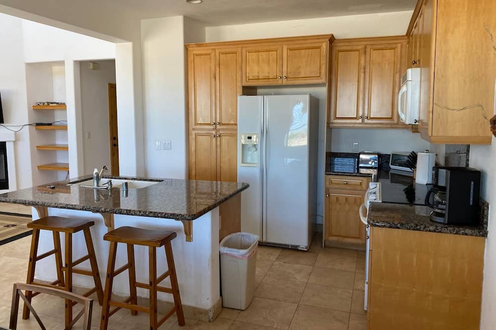 Photo of Kitchen in El Dorado Ranch
