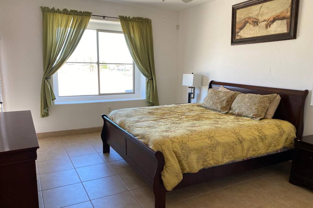 Photo of Bedroom in El Dorado Ranch