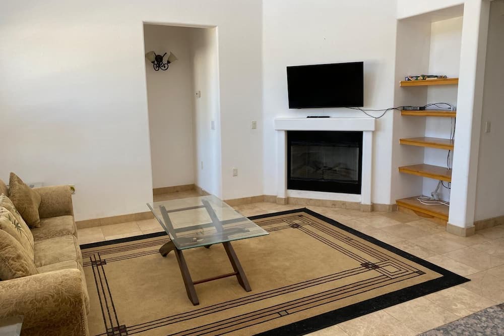 Photo of Livingroom in El Dorado Ranch
