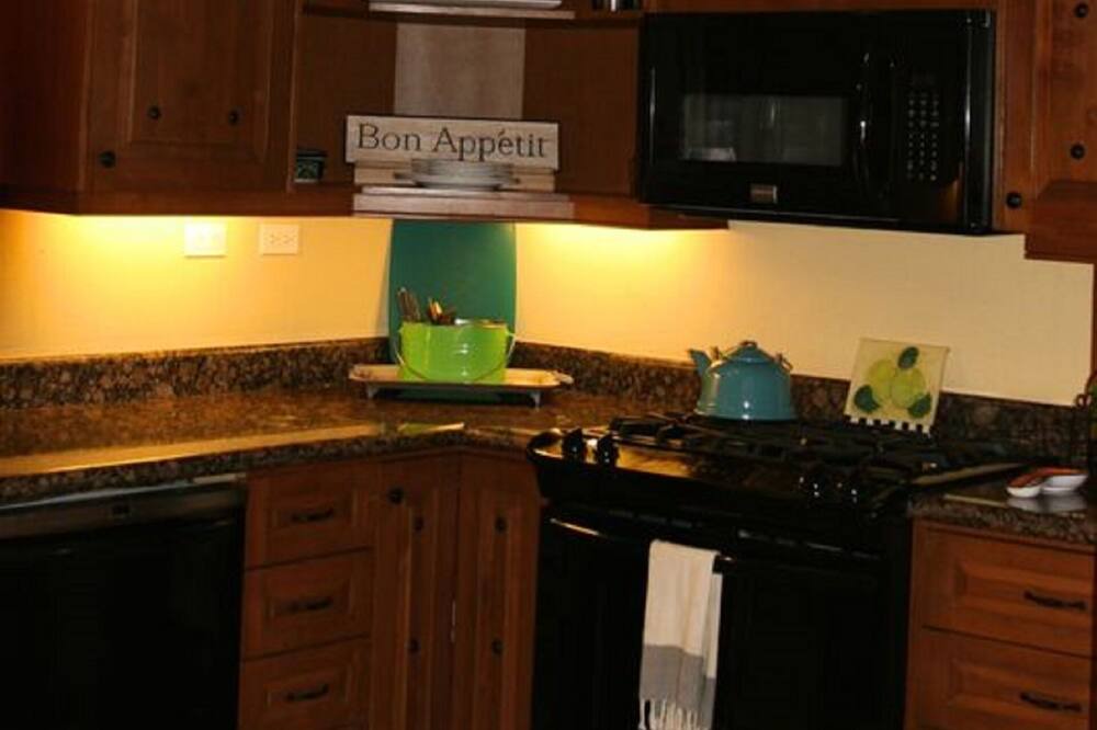 Photo of Kitchen in Nopolo