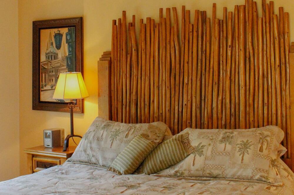 Photo of Bedroom in Nopolo