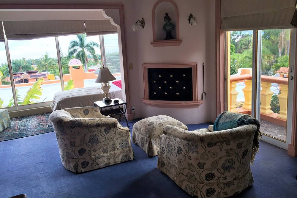 Photo of Livingroom in Ajijic
