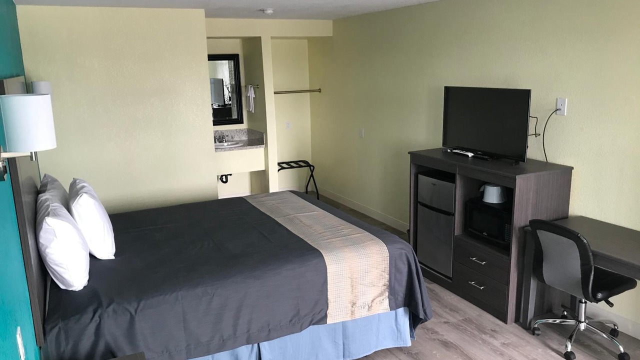 Photo of Bedroom in Gila Bend
