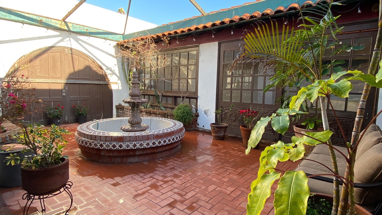 Photo of Patio Balcony in San Antonio del Mar