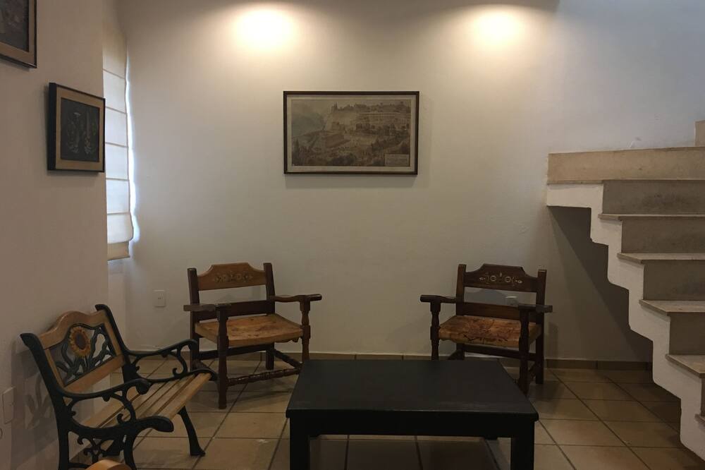Photo of Livingroom in Tlaquepaque
