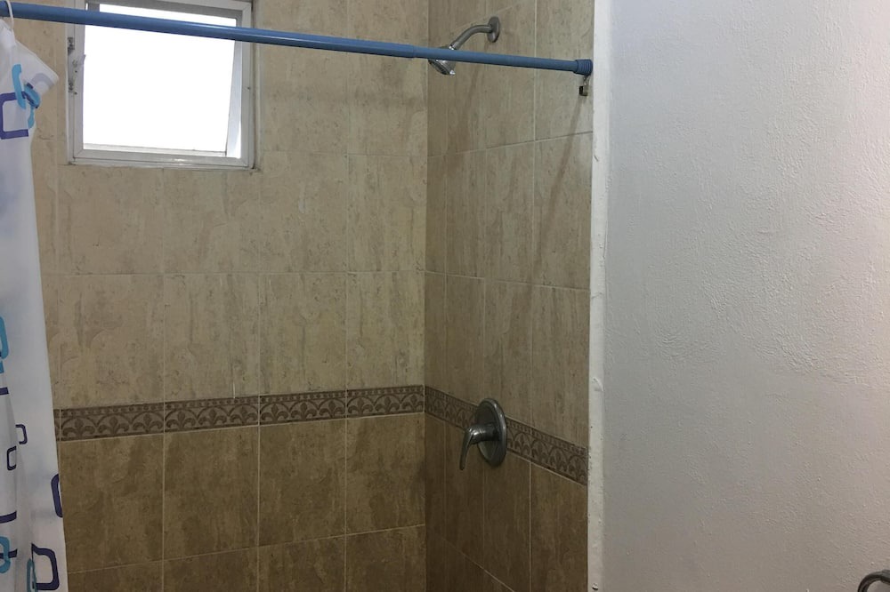Photo of Bathroom in Tlaquepaque