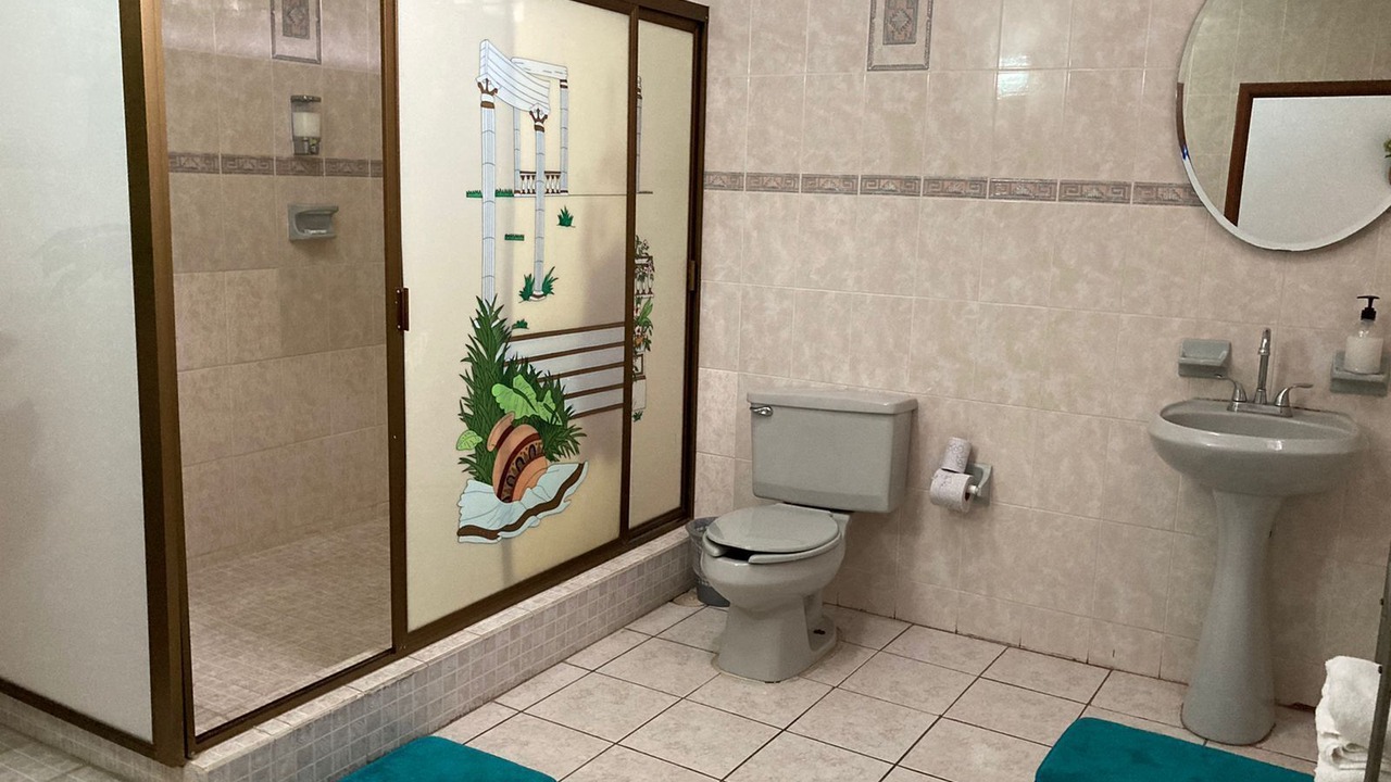 Photo of Bathroom in Comala