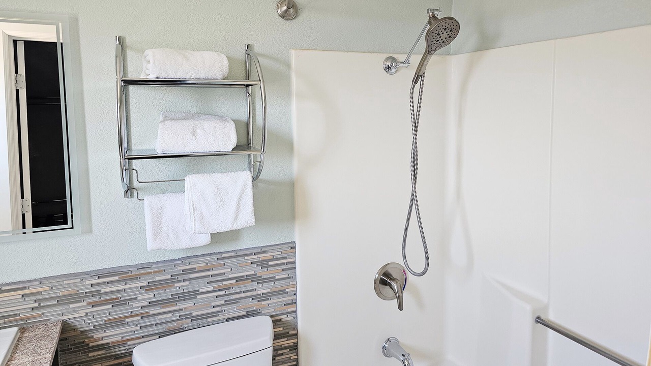 Photo of Bathroom in Blythe