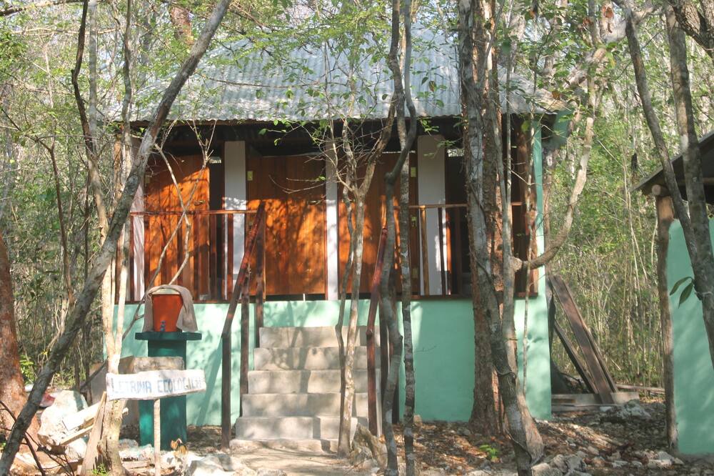 Photo of Bathroom in Calakmul