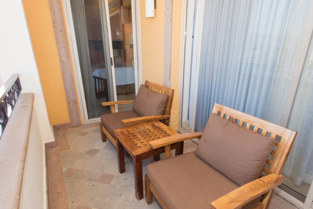 Photo of Patio Balcony in Marina