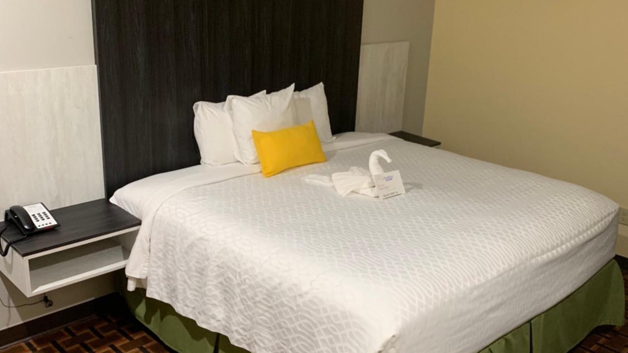 Photo of Bedroom in Edinburg