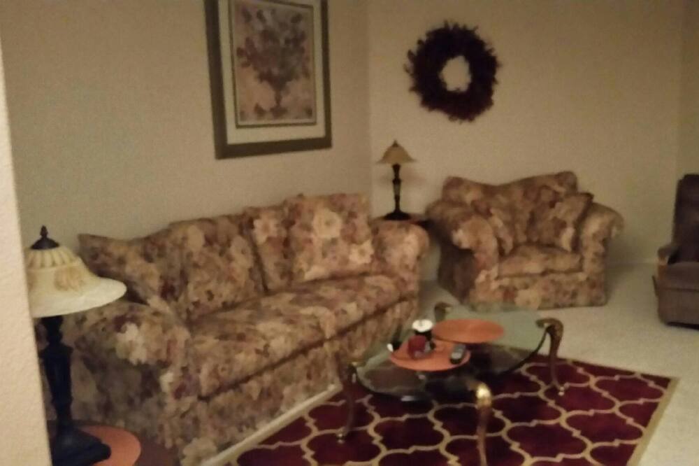 Photo of Livingroom in Sun City