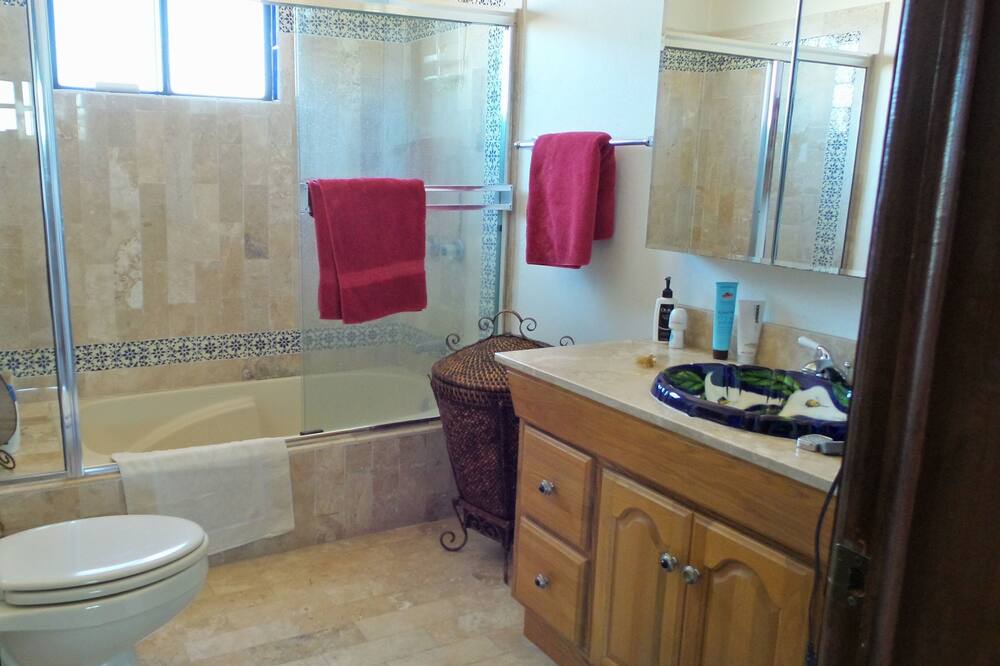 Photo of Bathroom in Salsipuedes