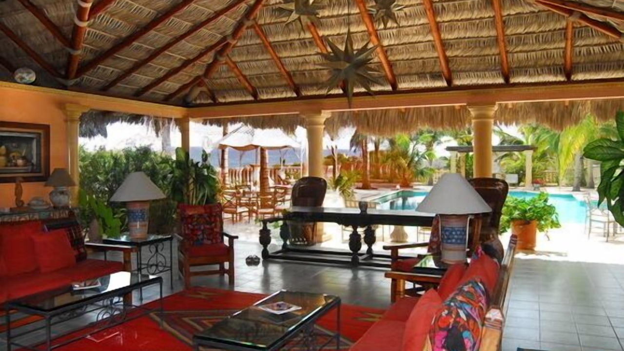 Photo of Livingroom in Vinorama