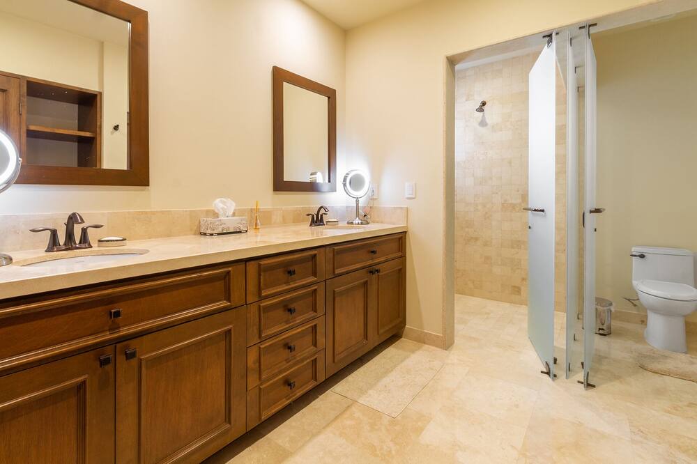 Photo of Bathroom in Paraiso Escondido