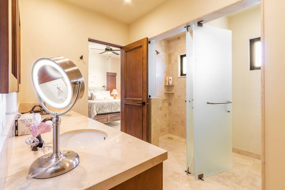 Photo of Bathroom in Paraiso Escondido