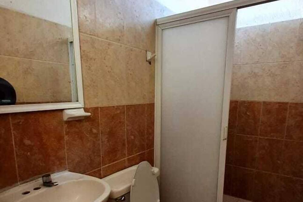 Photo of Bathroom in Granjas del Marques