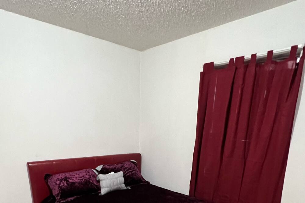 Photo of Bedroom in Mission
