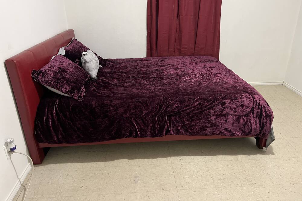 Photo of Bedroom in Mission