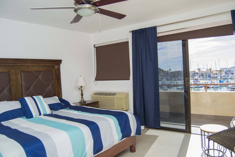 Photo of Bedroom in Marina Real