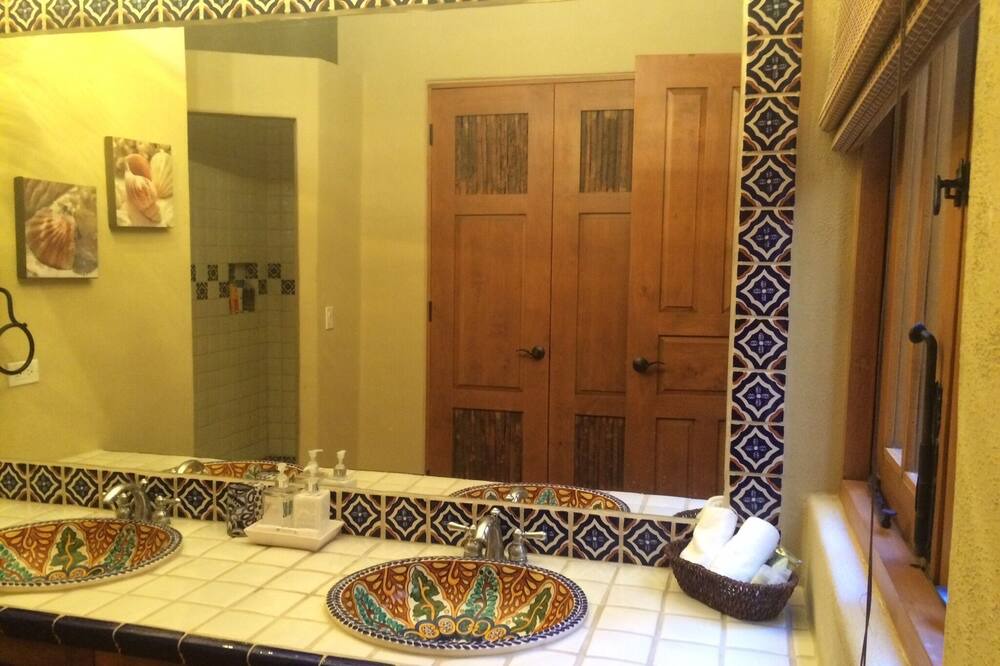 Photo of Bathroom in Puerto Escondido