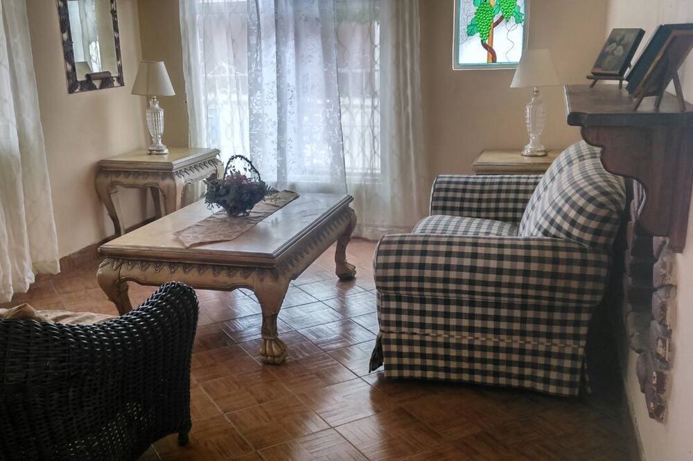Photo of Livingroom in Ensenada