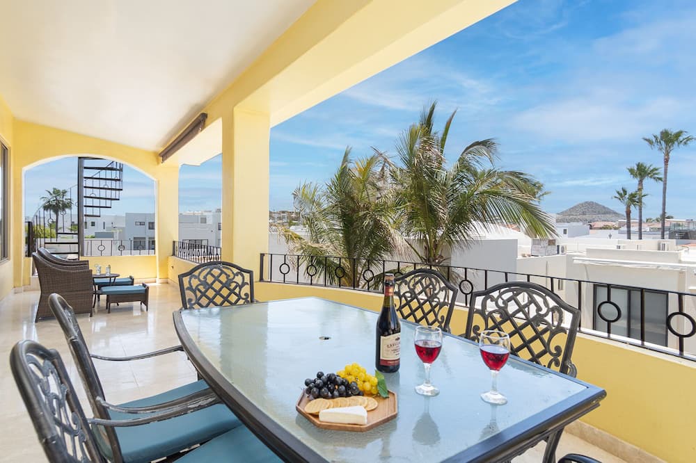 Photo of Patio Balcony in Marina Real