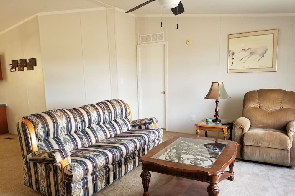 Photo of Livingroom in Maricopa