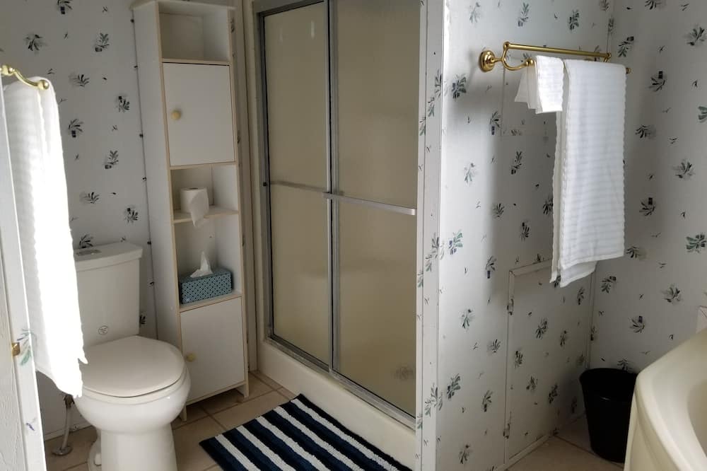 Photo of Bathroom in Maricopa
