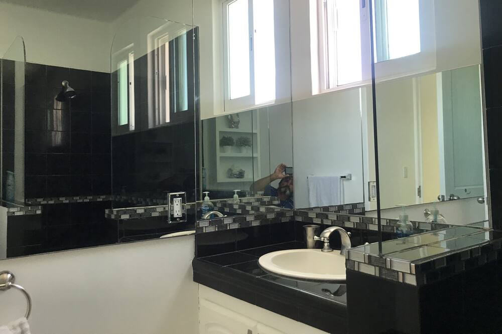Photo of Bathroom in El Tezal