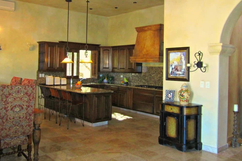 Photo of Bedroom in San Carlos