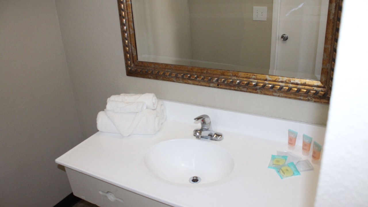 Photo of Bathroom in Blythe